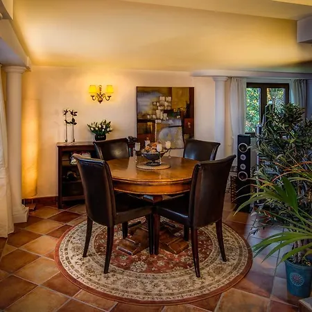 Nido Paraiso Санта-Урсула